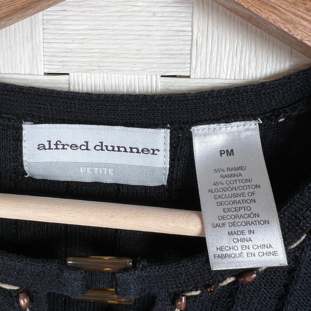 Alfred‎ Dunner Petite Black Ribbed Beaded Short Sleeve Knit Sweater Size PM - Picture 8 of 9